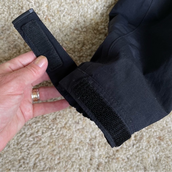 The North Face Winter Hyvent Jacket - Picture 10 of 16